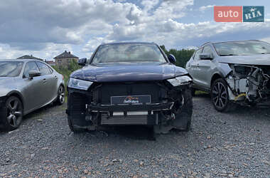 Внедорожник / Кроссовер Audi Q5 2018 в 