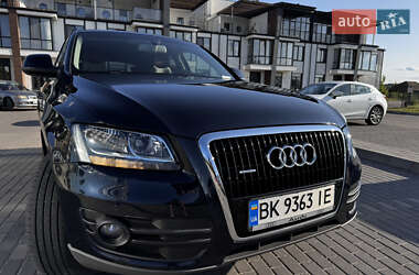 Внедорожник / Кроссовер Audi Q5 2009 в Костополе