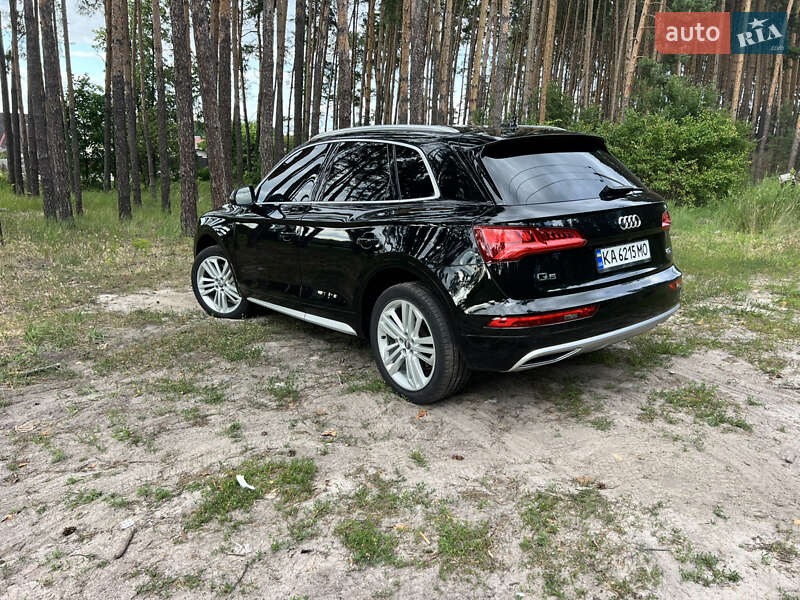 Внедорожник / Кроссовер Audi Q5 2017 в Киеве