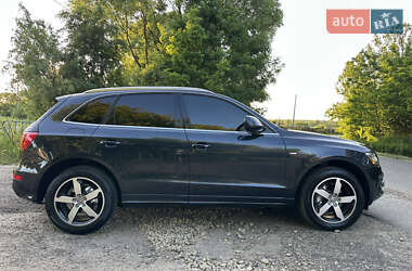Внедорожник / Кроссовер Audi Q5 2011 в 
