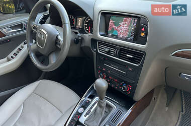 Внедорожник / Кроссовер Audi Q5 2011 в 