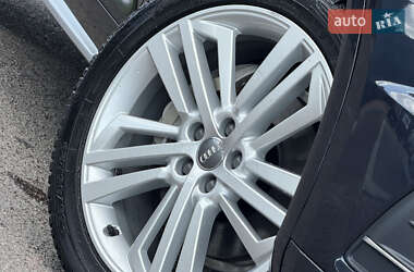 Внедорожник / Кроссовер Audi Q5 2020 в 