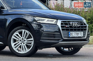Внедорожник / Кроссовер Audi Q5 2020 в 