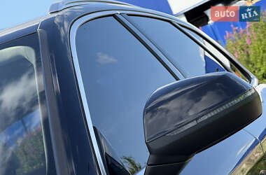 Внедорожник / Кроссовер Audi Q5 2020 в 