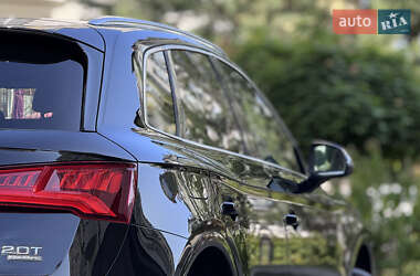Внедорожник / Кроссовер Audi Q5 2018 в 