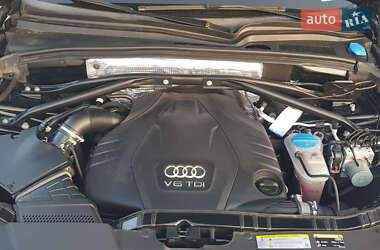 Внедорожник / Кроссовер Audi Q5 2015 в 