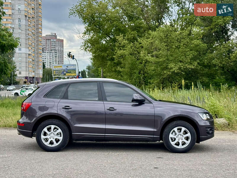 Внедорожник / Кроссовер Audi Q5 2012 в Киеве