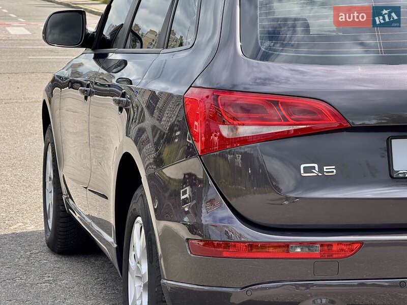 Внедорожник / Кроссовер Audi Q5 2012 в Киеве