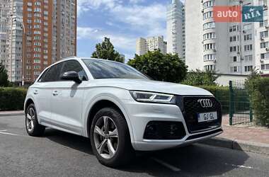Позашляховик / Кросовер Audi Q5 2020 в Києві