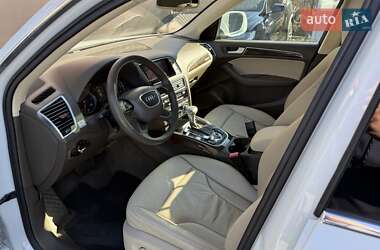 Позашляховик / Кросовер Audi Q5 2014 в 