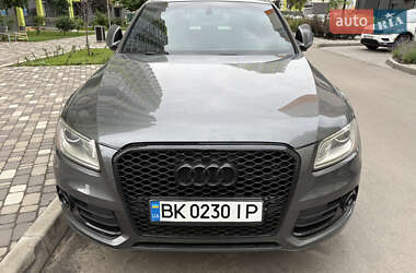Внедорожник / Кроссовер Audi Q5 2015 в 