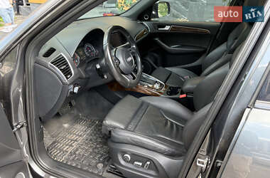 Внедорожник / Кроссовер Audi Q5 2015 в 