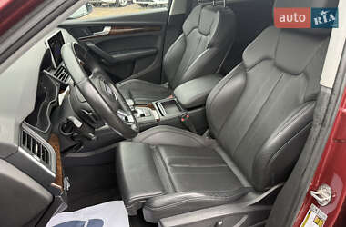 Внедорожник / Кроссовер Audi Q5 2018 в 