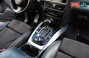 Внедорожник / Кроссовер Audi Q5 2016 в 