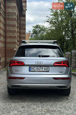 Внедорожник / Кроссовер Audi Q5 2017 в 