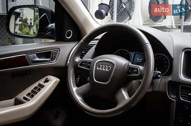 Внедорожник / Кроссовер Audi Q5 2011 в 