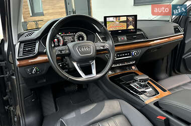 Внедорожник / Кроссовер Audi Q5 2022 в 