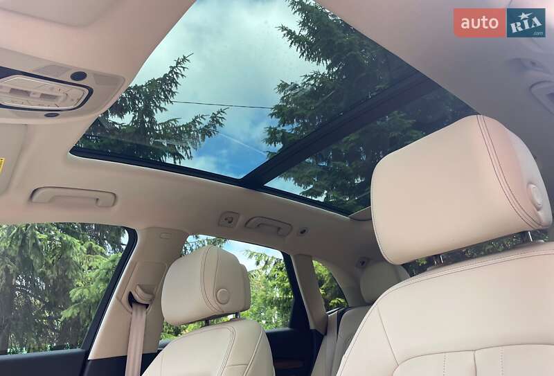 Внедорожник / Кроссовер Audi Q5 2021 в Киеве