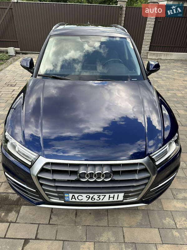 Внедорожник / Кроссовер Audi Q5 2017 в Киеве
