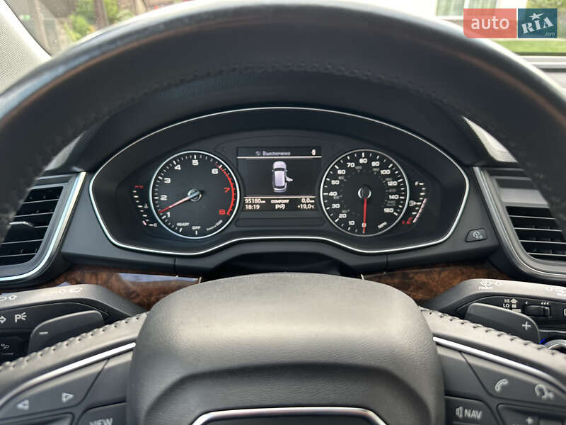 Внедорожник / Кроссовер Audi Q5 2017 в Киеве