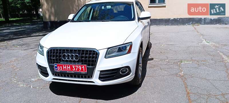 Внедорожник / Кроссовер Audi Q5 2013 в Желтых Водах
