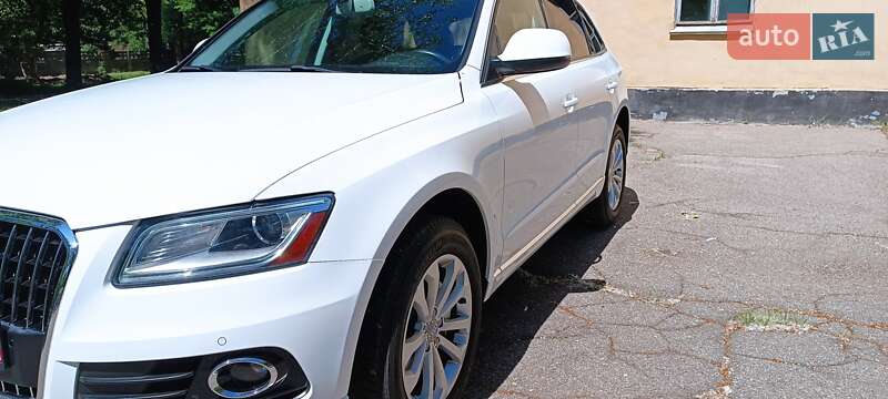 Внедорожник / Кроссовер Audi Q5 2013 в Желтых Водах