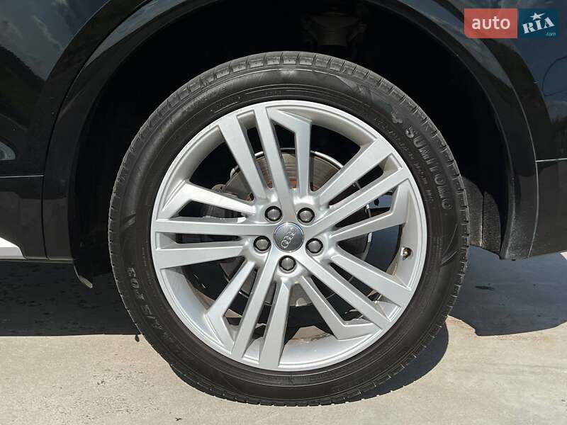 Внедорожник / Кроссовер Audi Q5 2018 в Львове
