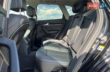 Внедорожник / Кроссовер Audi Q5 2018 в 
