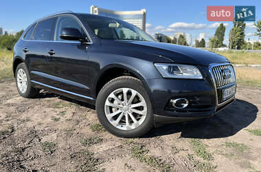 Внедорожник / Кроссовер Audi Q5 2016 в 
