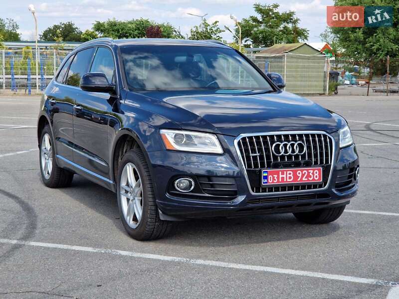Внедорожник / Кроссовер Audi Q5 2015 в 