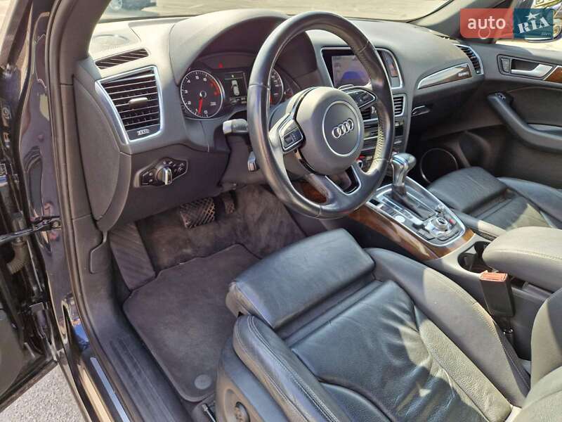 Внедорожник / Кроссовер Audi Q5 2015 в Днепре
