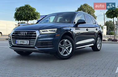 Внедорожник / Кроссовер Audi Q5 2017 в 