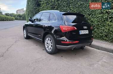 Позашляховик / Кросовер Audi Q5 2010 в 