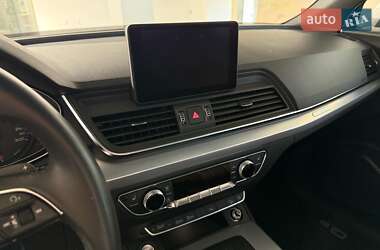 Внедорожник / Кроссовер Audi Q5 2017 в 