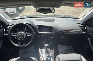 Внедорожник / Кроссовер Audi Q5 2015 в 