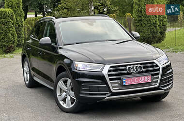 Внедорожник / Кроссовер Audi Q5 2018 в 