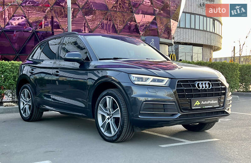 Внедорожник / Кроссовер Audi Q5 2018 в Киеве