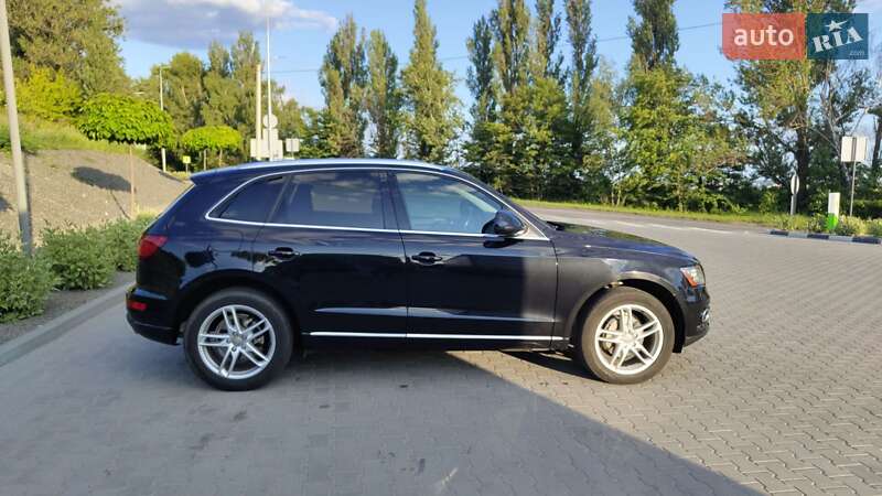 Внедорожник / Кроссовер Audi Q5 2014 в Хмельницком