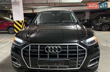 Внедорожник / Кроссовер Audi Q5 2020 в 