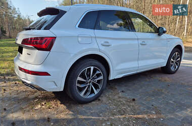 Внедорожник / Кроссовер Audi Q5 2022 в 