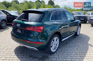 Внедорожник / Кроссовер Audi Q5 2018 в 