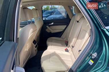 Внедорожник / Кроссовер Audi Q5 2018 в 