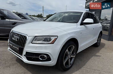 Внедорожник / Кроссовер Audi Q5 2015 в 