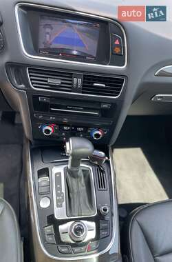 Внедорожник / Кроссовер Audi Q5 2012 в 