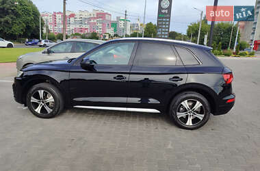 Внедорожник / Кроссовер Audi Q5 2018 в 