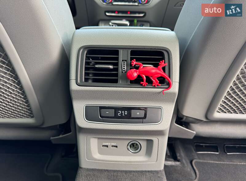 Внедорожник / Кроссовер Audi Q5 2022 в Стрые