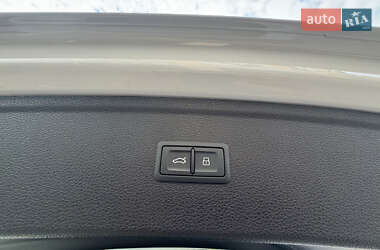 Внедорожник / Кроссовер Audi Q5 2019 в 