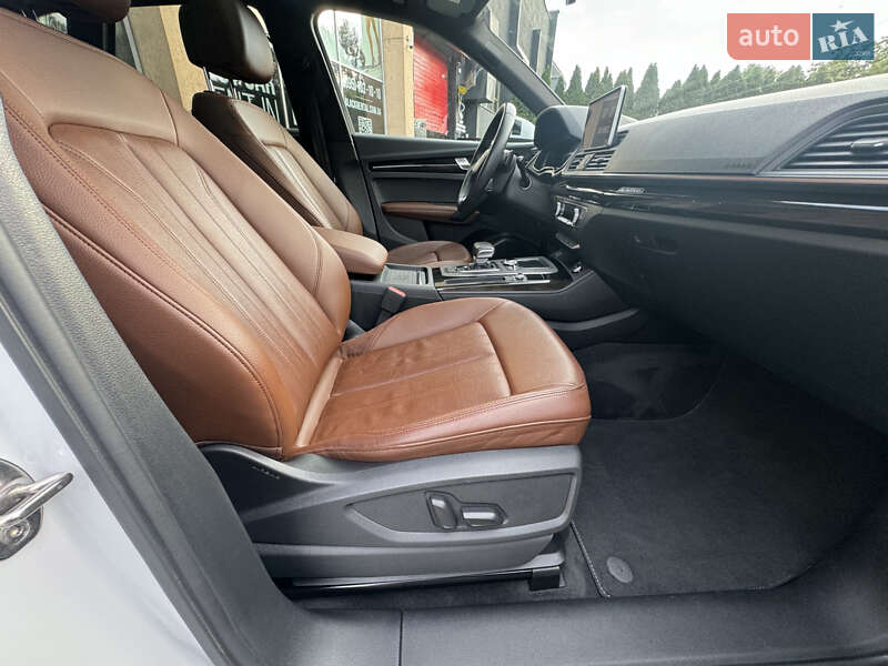 Позашляховик / Кросовер Audi Q5 2019 в Львові