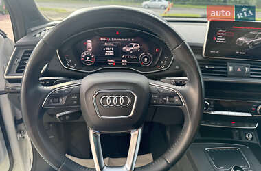 Внедорожник / Кроссовер Audi Q5 2019 в 