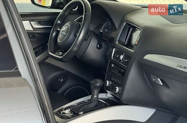 Внедорожник / Кроссовер Audi Q5 2015 в 